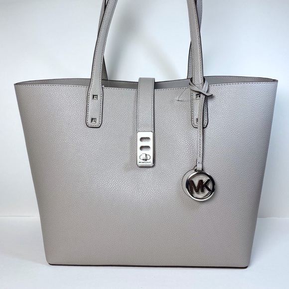 Michael Kors Handbags - Michael Kors Large Karson Carryall Tote bag New